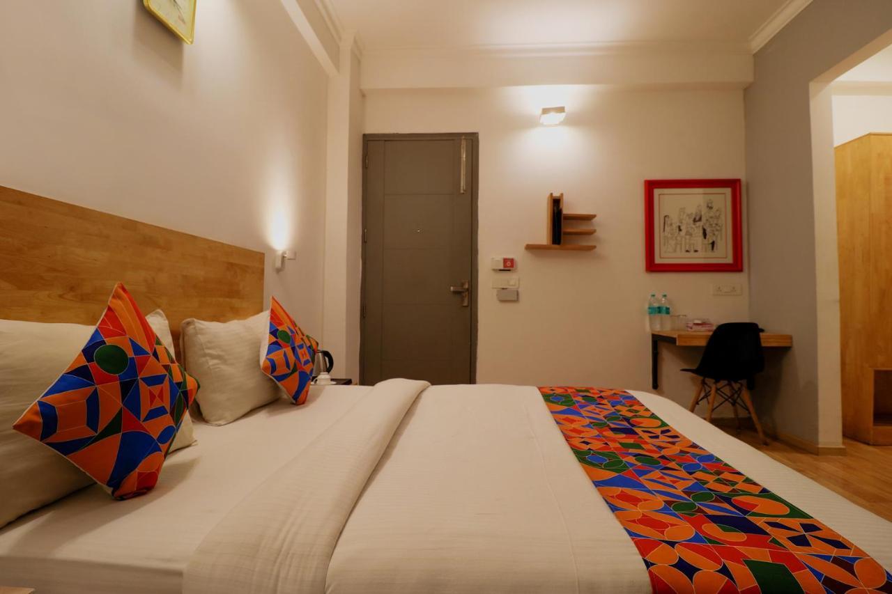 Fabhotel The Glory Gurgaon Esterno foto
